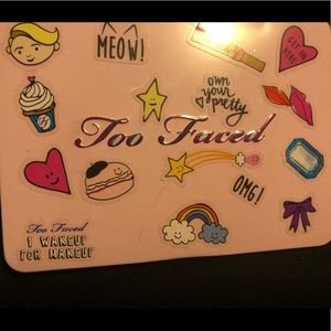 TOO FACED TOTALLY CUTE